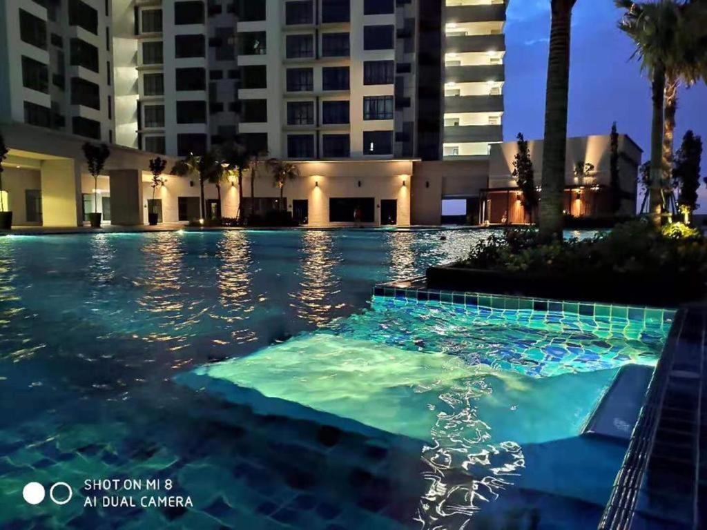 Arc Austin Hill Apartment Johor Bahru Exterior foto